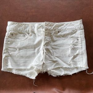 White American Eagle Shorts